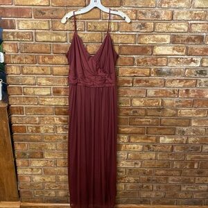 David’s Bridal bridesmaid dress size 14 color wine empire waist ruffled long max